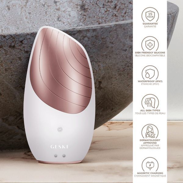 Електронна звукова термо щітка для обличчя GESKE Sonic Thermo Facial Brush 6в1 starlight HB0077 фото