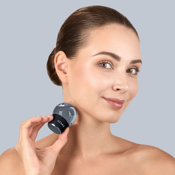 Масажер для обличчя і тіла GESKE Cool&Warm Face and Body Massager 7в1 black HB0297 фото