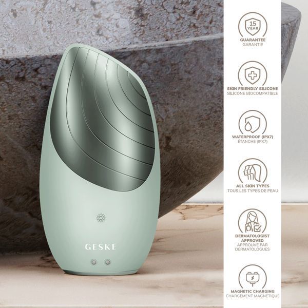 Електронна звукова термо щітка для обличчя GESKE Sonic Thermo Facial Brush 6в1 green HB0085 фото