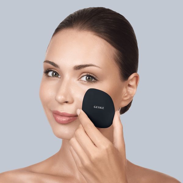 Щітка для обличчя GESKE Facial Brush 4в1 black HB0047 фото