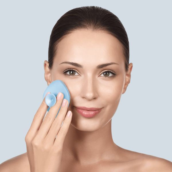 Щітка для обличчя GESKE Facial Brush 4в1 з тримачем aquamarine HB0061 фото