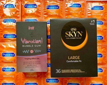 Комплект 48 шт SKYN Large - Pasante Warming + Рідкий вібратор Intt Vibration Bubble Gum (15 мл) SOS1573 фото