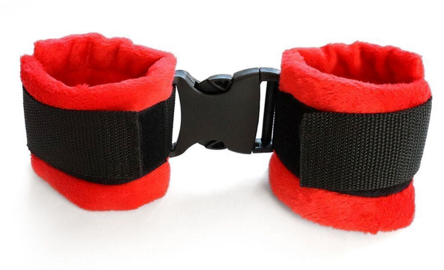 Плюшеві наручники Art of Sex Handcuffs Soft Touch, червоні SO8497 фото