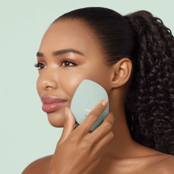 Ультразвукова маска тепло та холод GESKE Sonic Warm&Cool Mask 9в1 green HB0107 фото