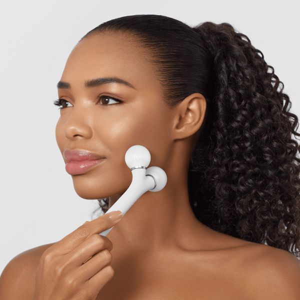 Електронний ультразвуковий ролик для обличчя GESKE Sonic Facial Roller 4в1 white HB0183 фото